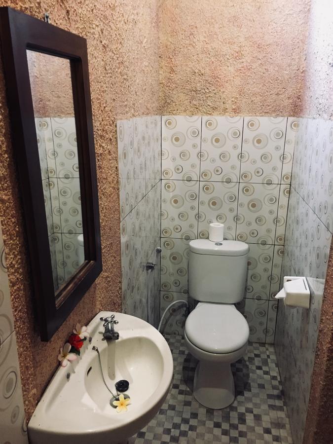 Yudhist Guest House Нуса-Лембонган Екстер'єр фото